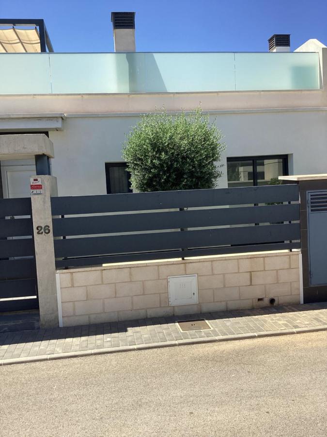 אוריהואלה Housesleeps6-Pool-Beach-Garden-Solarium-Petok מראה חיצוני תמונה