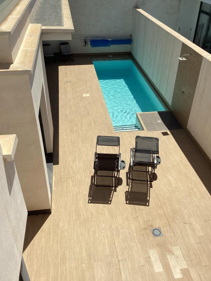 אוריהואלה Housesleeps6-Pool-Beach-Garden-Solarium-Petok מראה חיצוני תמונה