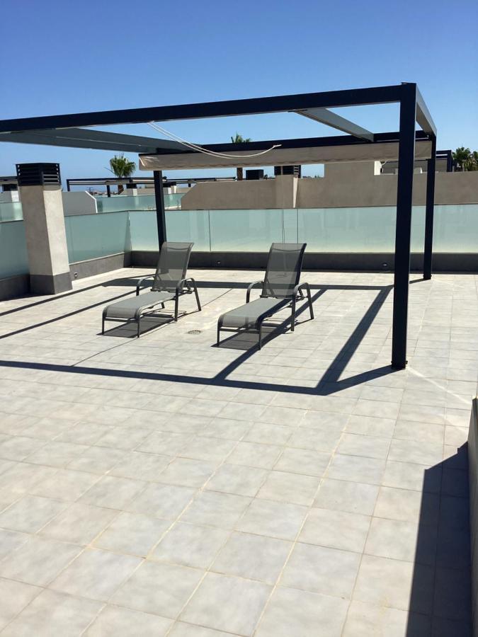 אוריהואלה Housesleeps6-Pool-Beach-Garden-Solarium-Petok מראה חיצוני תמונה