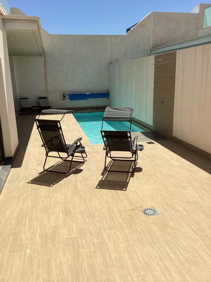 אוריהואלה Housesleeps6-Pool-Beach-Garden-Solarium-Petok מראה חיצוני תמונה