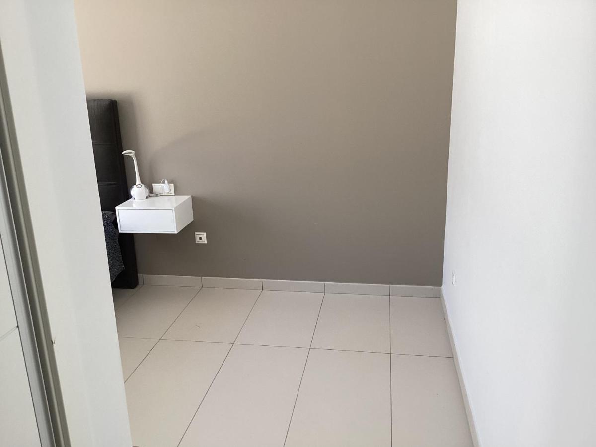 אוריהואלה Housesleeps6-Pool-Beach-Garden-Solarium-Petok מראה חיצוני תמונה