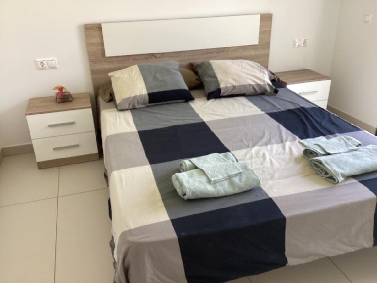 אוריהואלה Housesleeps6-Pool-Beach-Garden-Solarium-Petok מראה חיצוני תמונה